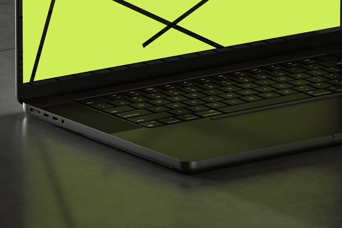 MacBook Pro - 4
