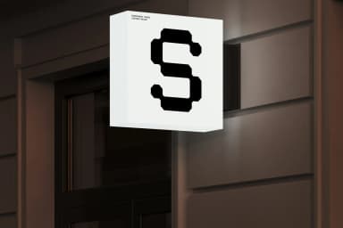 Outdoor Lightbox Mockup