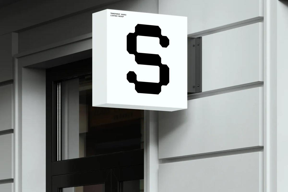 Outdoor Lightbox Mockup