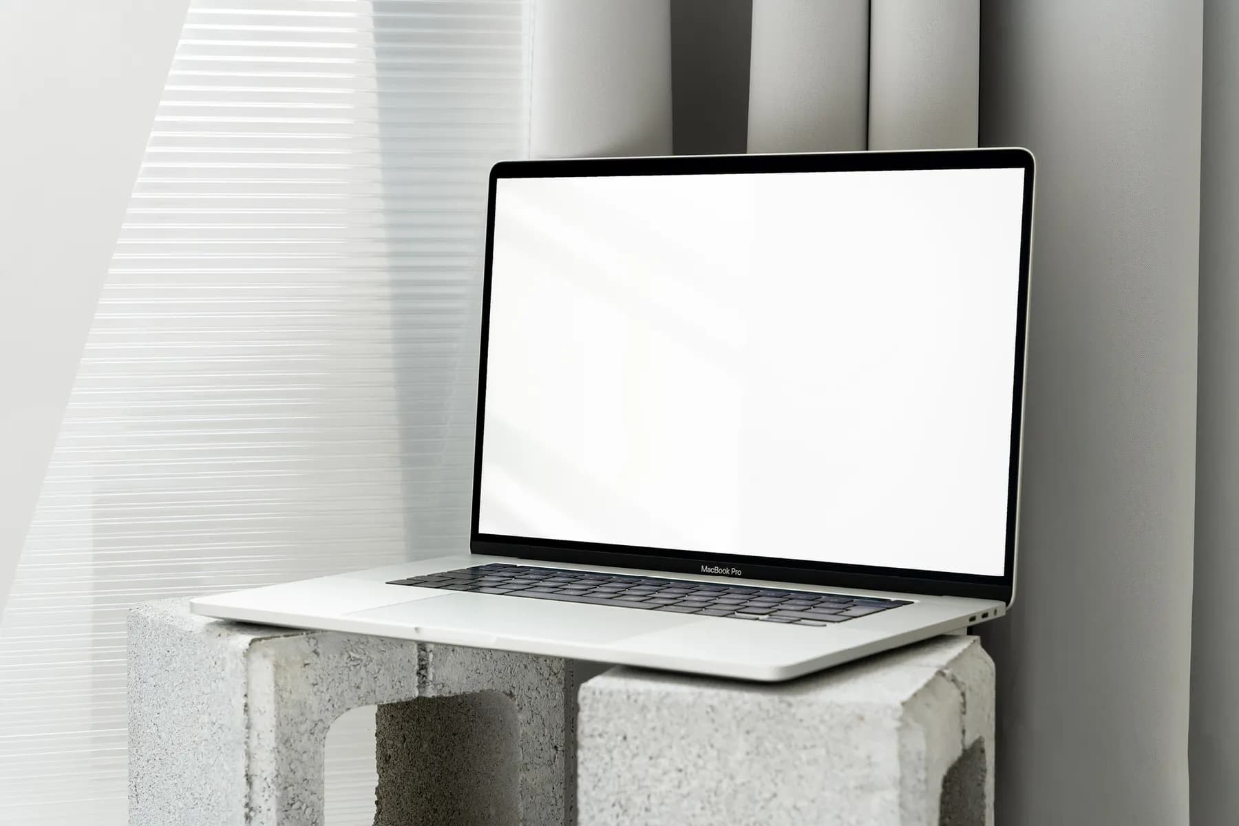 MacBook Mockup S002-003