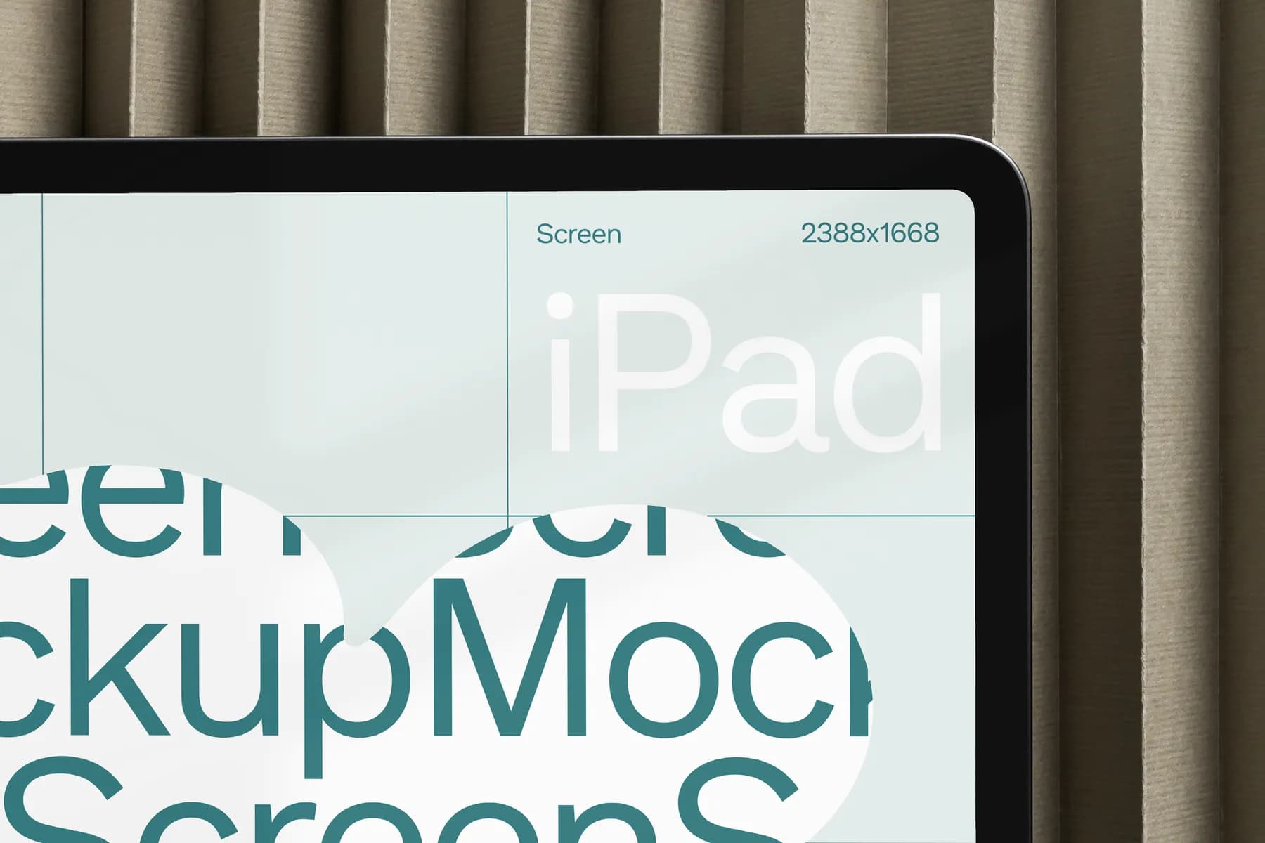 iPad Pro Mockup S002-008