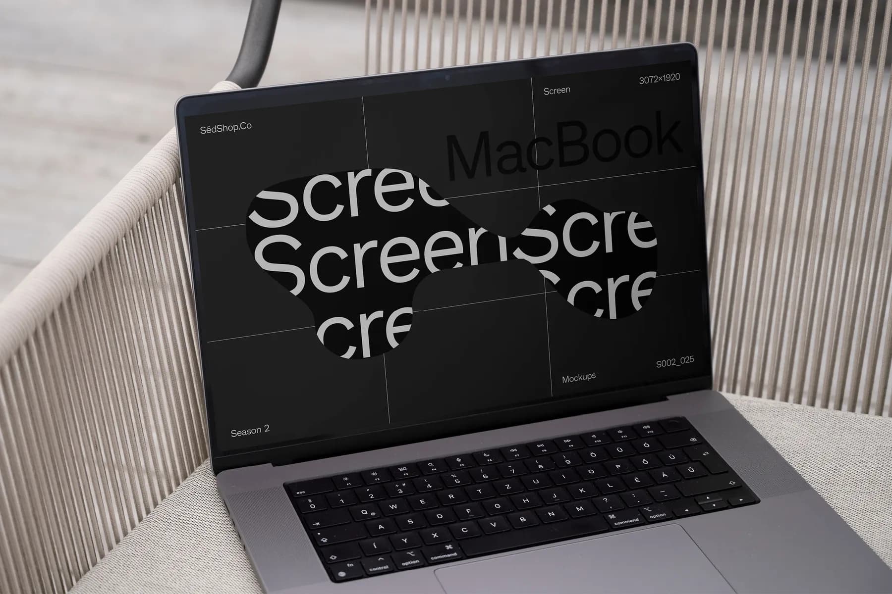 MacBook Mockup S002-025