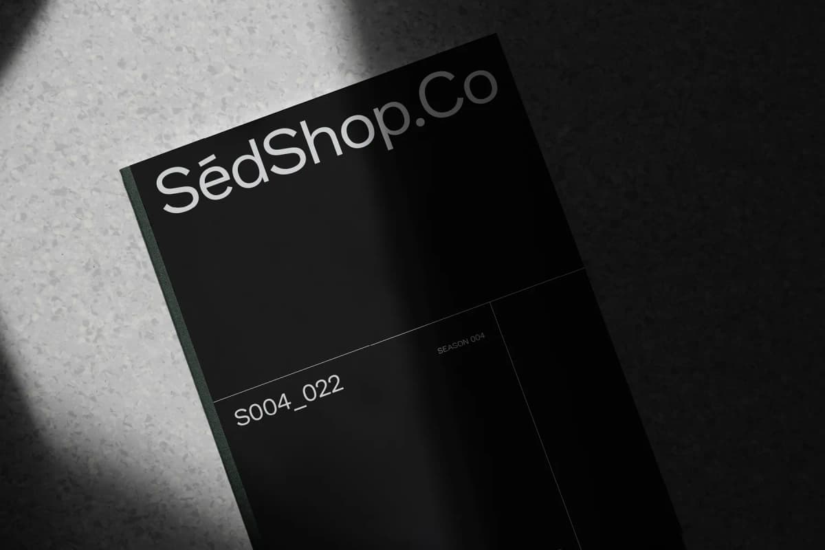 A-Size Paper Mockup S004-022