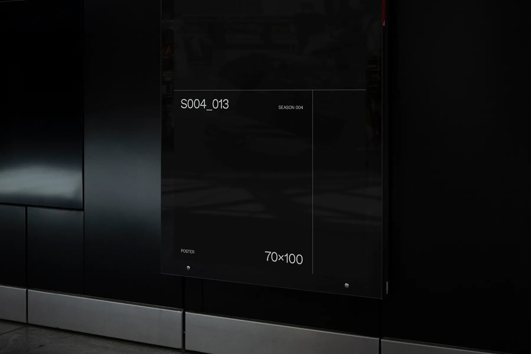 Poster Mockup S004-013