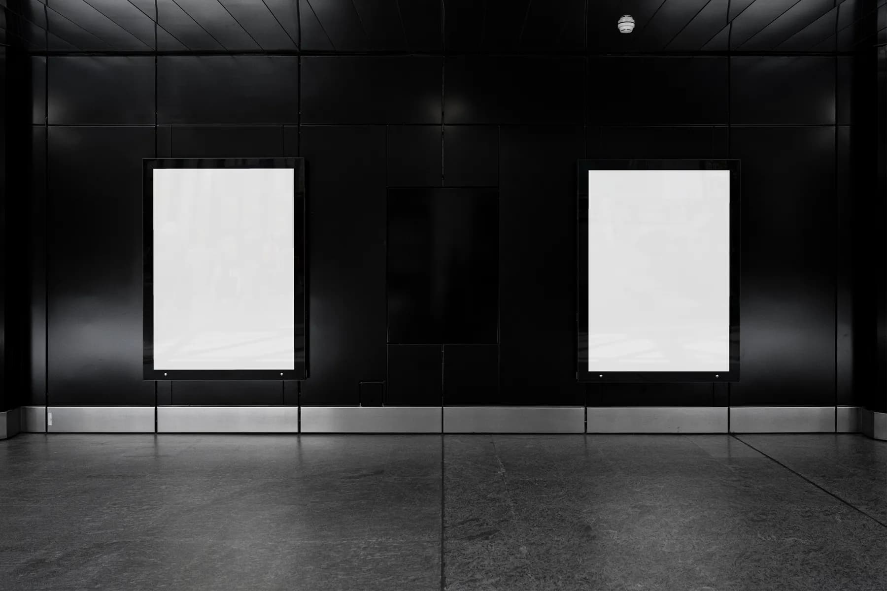 Poster Mockup S004-015