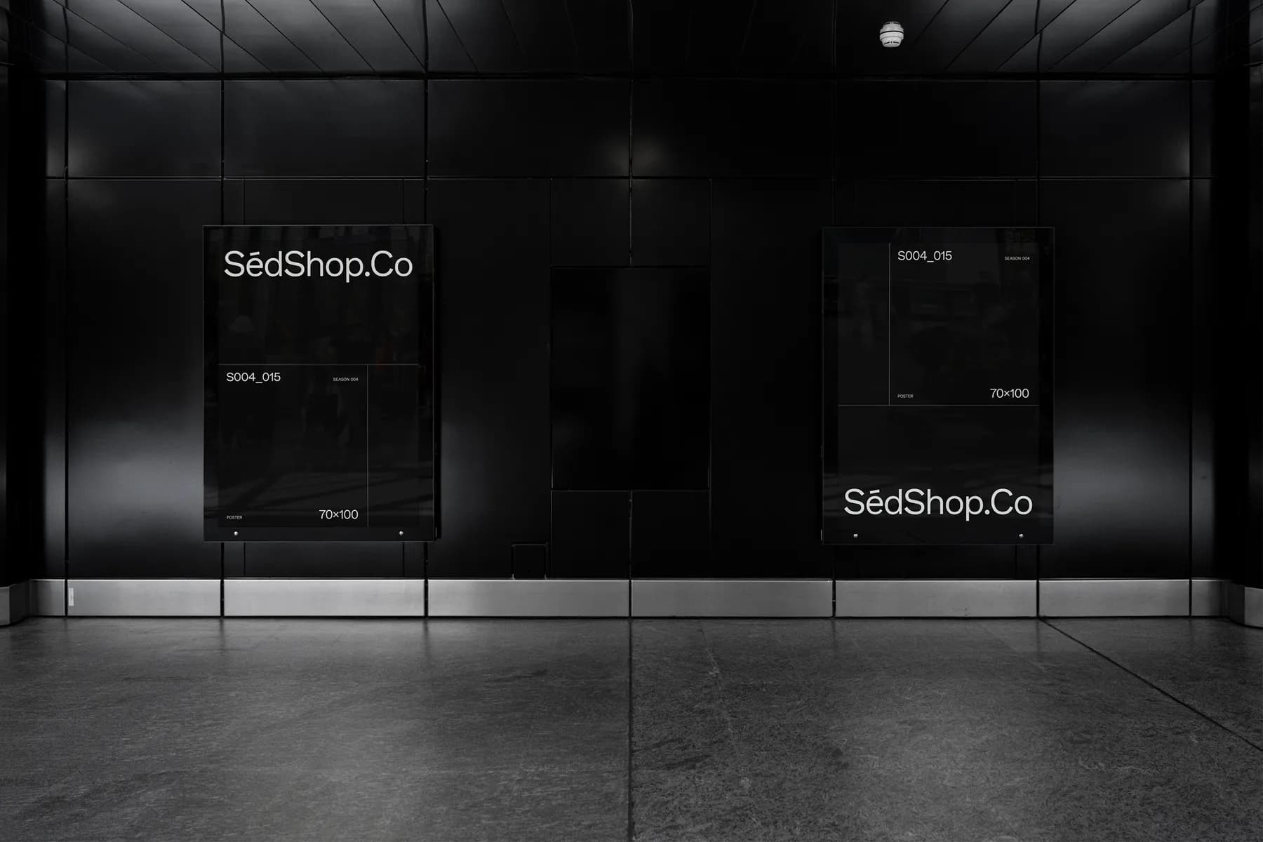 Poster Mockup S004-015