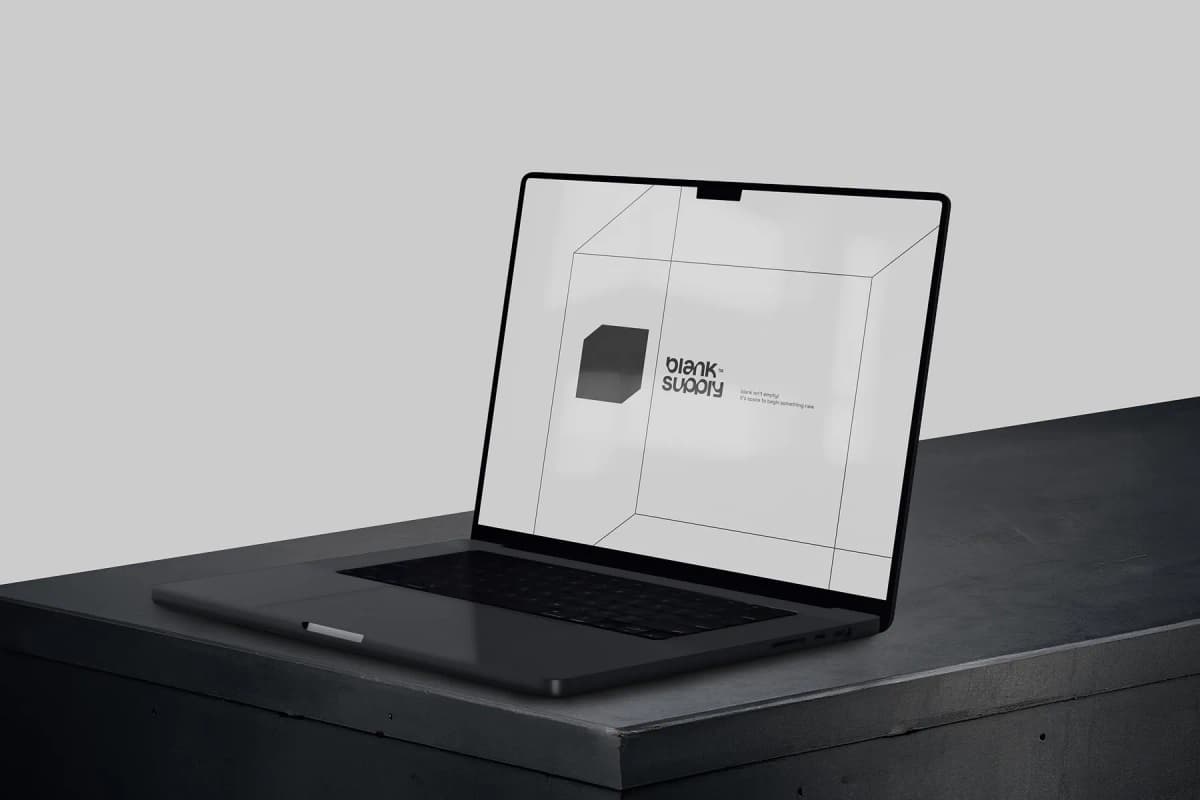Macbook Pro Mockup [Blank004]