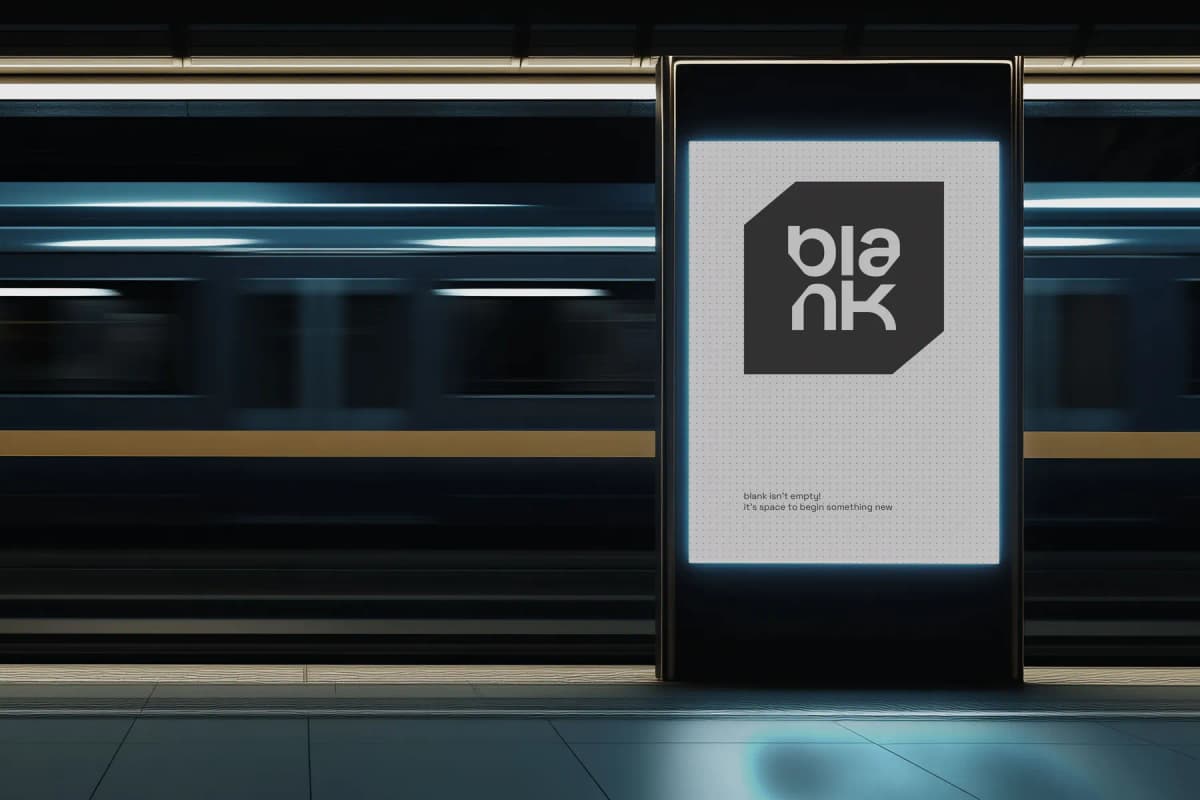 Subway Screen Mockup [Blank003]